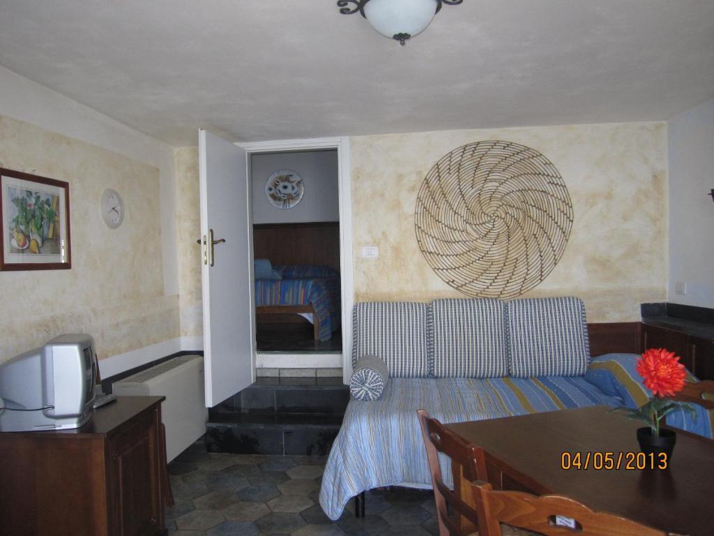 Il Borgo Di Campi 2*