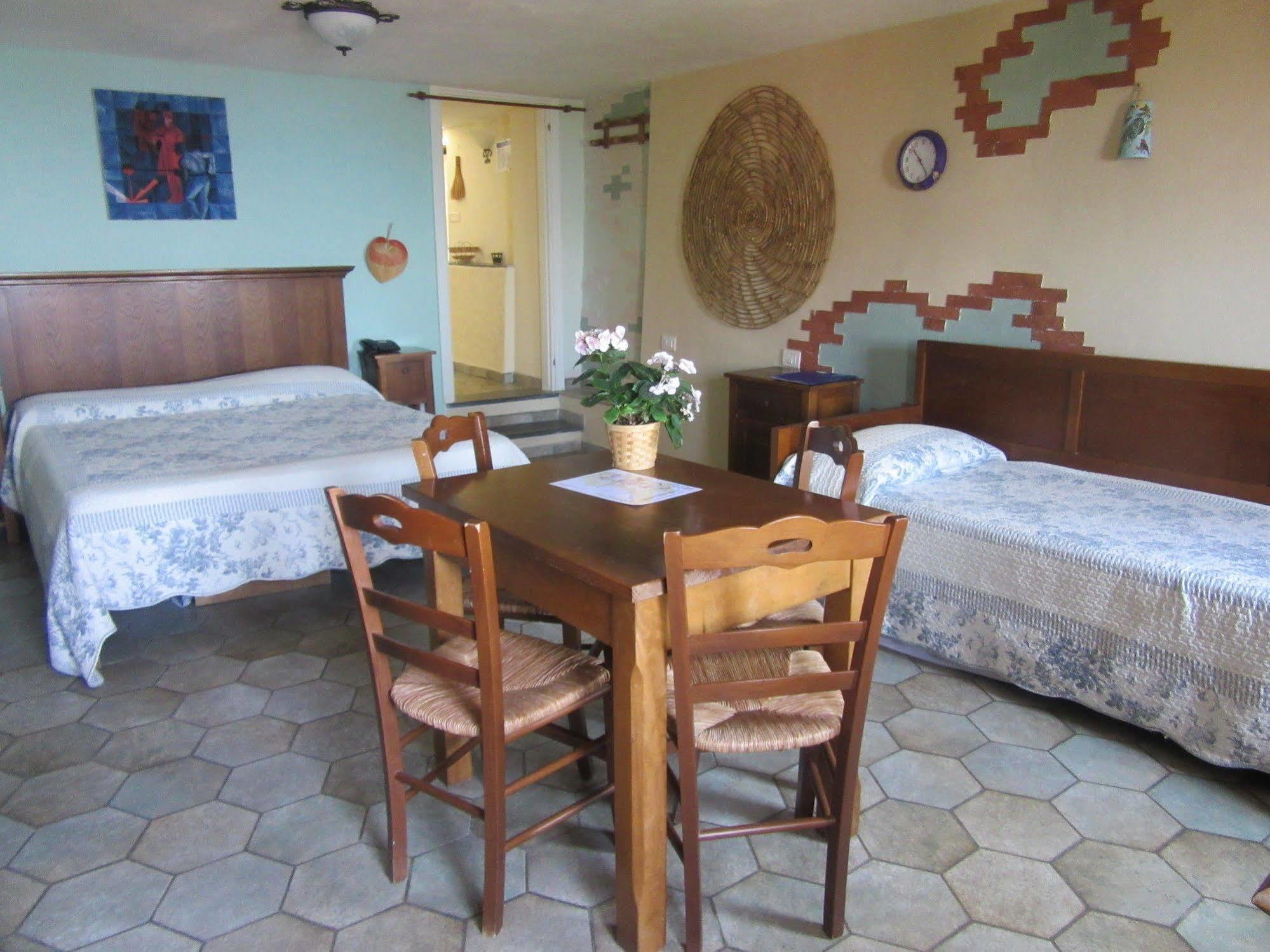 Aparthotel Il Borgo Di Campi 2*