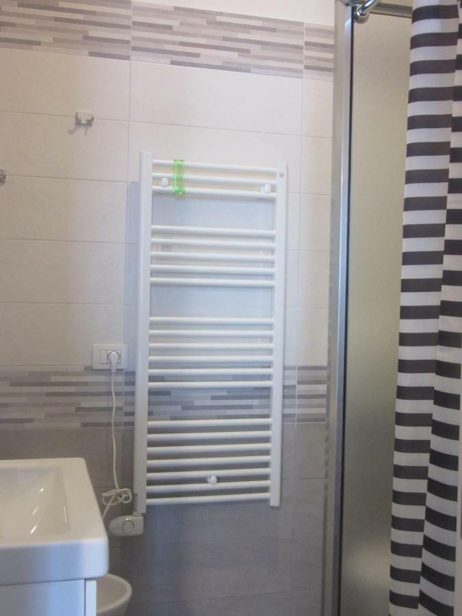 Il Borgo Di Campi Aparthotel